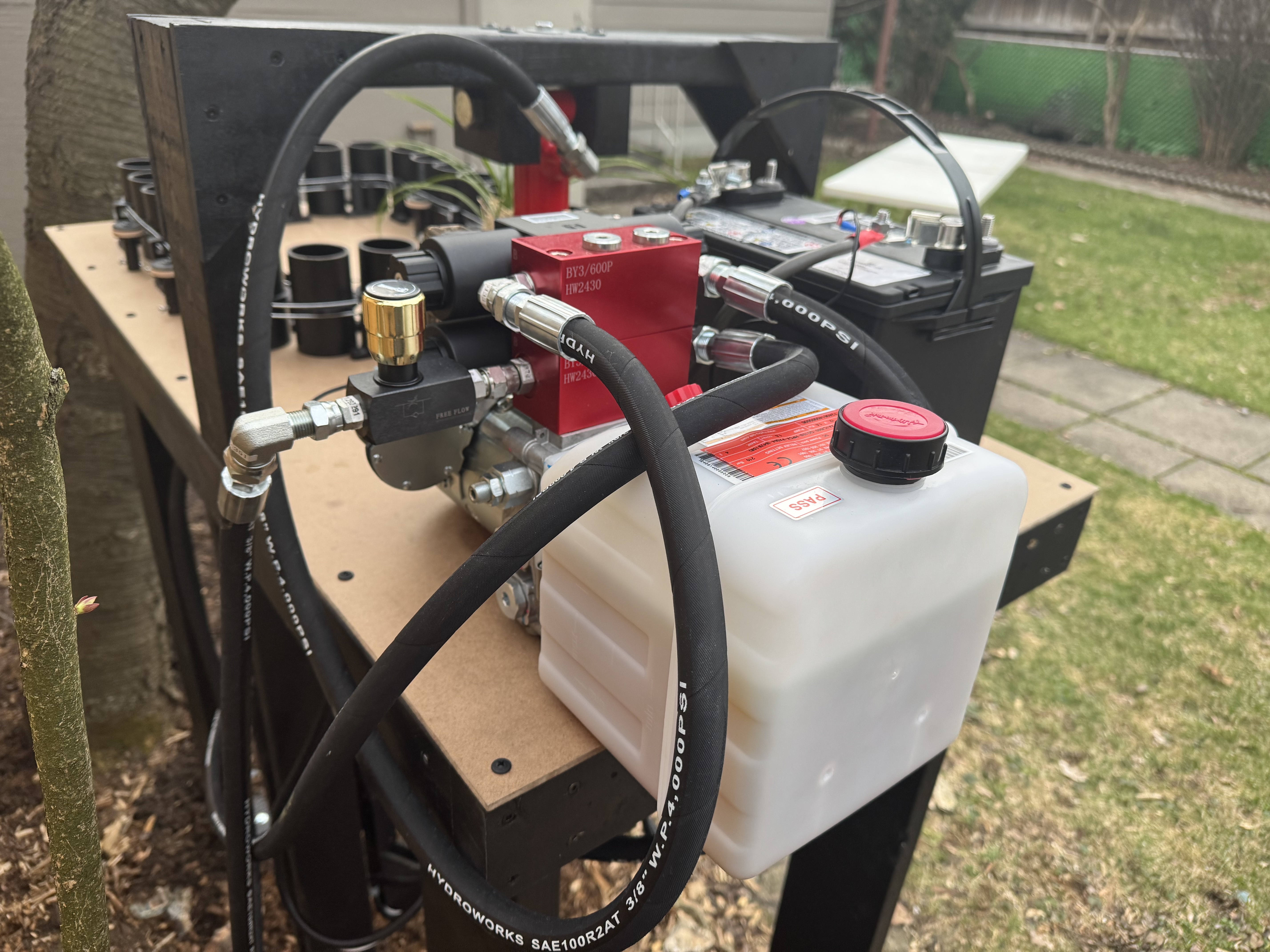 Tree-planting robot photo 3